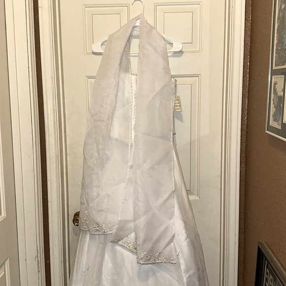NWT Kathryn LaCroix Wedding Dress - Picture 13 of 16